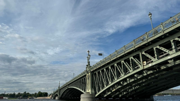 Троицкий мост откроют к ПМЭФ, но есть загвоздка Троицкий мост откроют к ПМЭФ, но есть загвоздка