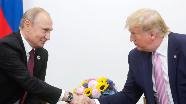 Песков: Кремль не будет сообщать о подарках Путина Трампу, это личное Песков: Кремль не будет сообщать о подарках Путина Трампу, это личное