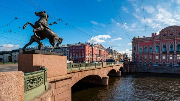 Лютая жара перед дождями: в Петербурге потеплело до +26 градусов Лютая жара перед дождями: в Петербурге потеплело до +26 градусов
