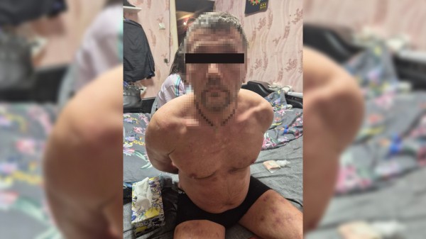 В Колпино задержали троих рецидивистов за производство наркотиков В Колпино задержали троих рецидивистов за производство наркотиков