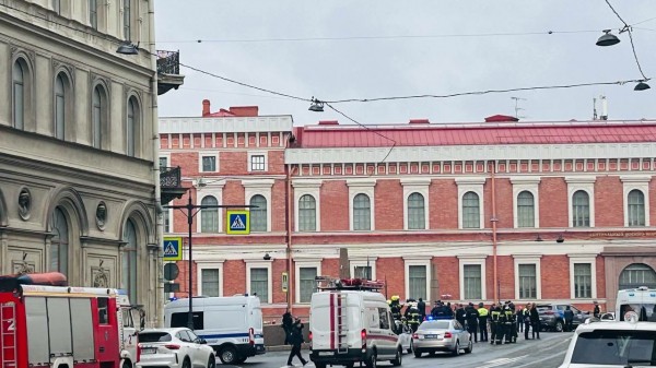 Компанию-владельца упавшего в Мойку автобуса ликвидируют Компанию-владельца упавшего в Мойку автобуса ликвидируют