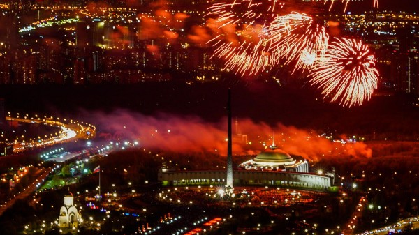 Салют на День Победы 9 мая 2025 года: когда будет и где смотреть Салют на День Победы 9 мая 2025 года: когда будет и где смотреть