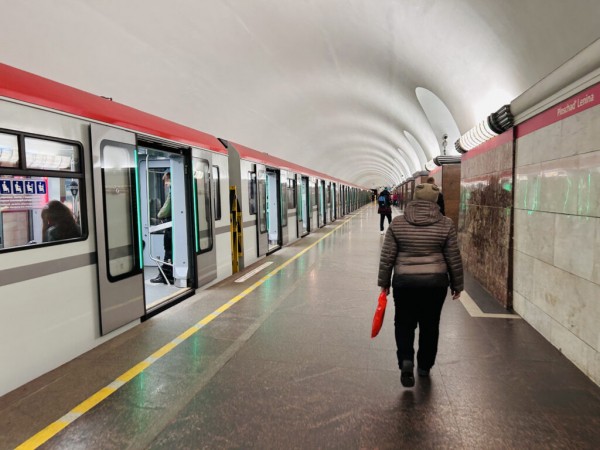 Метро &laquo;Площадь Ленина&raquo; закроют с 20 мая до 1 августа? Все об ограничениях работы станции