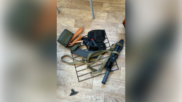 Росгвардейцы «успокоили» пьяного дебошира на Металлистов, угрожавшего гостями страйкбольным оружием Росгвардейцы «успокоили» пьяного дебошира на Металлистов, угрожавшего гостями страйкбольным оружием