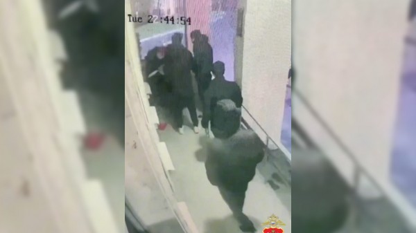 Кулаки и сигнальный пистолет: причиной нападения на парня у компьютерного клуба на Торжковской стал долг Кулаки и сигнальный пистолет: причиной нападения на парня у компьютерного клуба на Торжковской стал долг