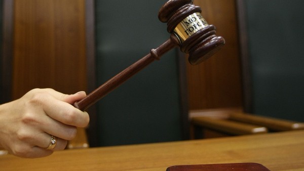 Контрабандистов наркотиков в коробках с розами осудили на 19 и 13 лет колонии Контрабандистов наркотиков в коробках с розами осудили на 19 и 13 лет колонии