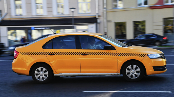 "Авито" запустил сервис онлайн-бронирования автомобилей для работы в такси "Авито" запустил сервис онлайн-бронирования автомобилей для работы в такси