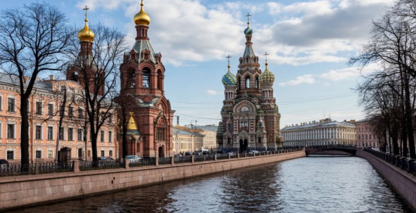 Соловьиная ночь, помощь нищим и белые платья: как встретить Вознесение Господне по-православному? Соловьиная ночь, помощь нищим и белые платья: как встретить Вознесение Господне по-православному?