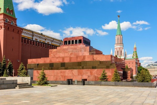 Ленина не тронут: в Мавзолее на Красной площади пройдёт раставрация Ленина не тронут: в Мавзолее на Красной площади пройдёт раставрация