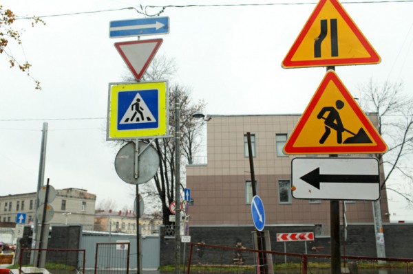 Дорожные работы в Петербурге приведут к ограничениям движения до конца сентября Дорожные работы в Петербурге приведут к ограничениям движения до конца сентября