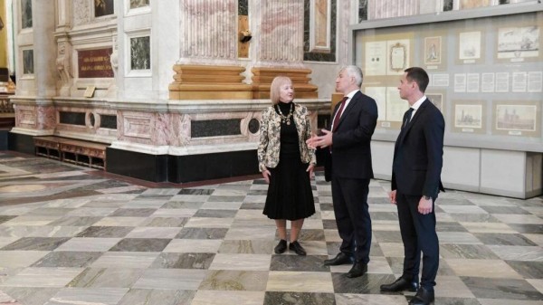 Карельский камень планируют использовать при реставрации Исаакиевского собора Карельский камень планируют использовать при реставрации Исаакиевского собора