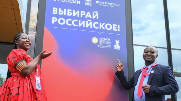 Беглов и Любимова договорились вместе работать над возрождением "Ленфильма" Беглов и Любимова договорились вместе работать над возрождением "Ленфильма"