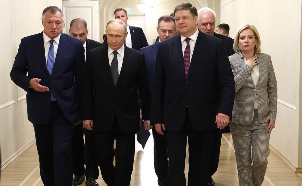 Путин проверил Санкт-Петербургскую консерваторию после реставрации Путин проверил Санкт-Петербургскую консерваторию после реставрации