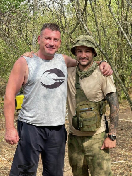 "Сначала даже не поверил". Что придумали питерские волонтеры для фронта