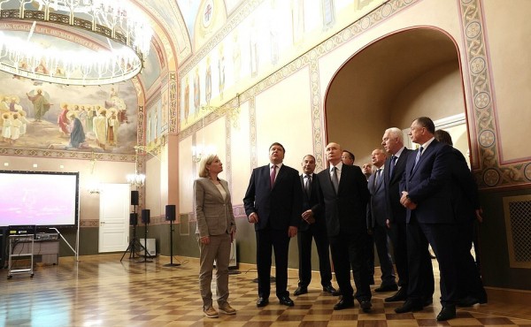Путин проверил Санкт-Петербургскую консерваторию после реставрации Путин проверил Санкт-Петербургскую консерваторию после реставрации