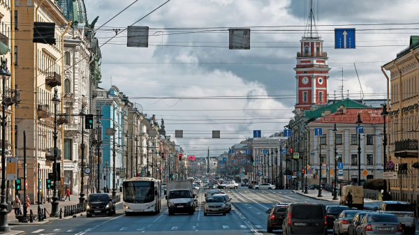 Третью линию петербургского метро усилят на время ремонта Невского проспекта