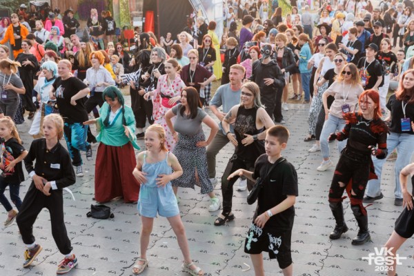 Гид по VK Fest в Петербурге 2025: артисты, блогеры и развлечения Гид по VK Fest в Петербурге 2025: артисты, блогеры и развлечения