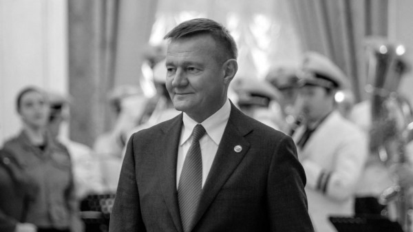 Прощание со Старовойтом пройдет в Москве, похоронят его в Санкт-Петербурге Прощание со Старовойтом пройдет в Москве, похоронят его в Санкт-Петербурге