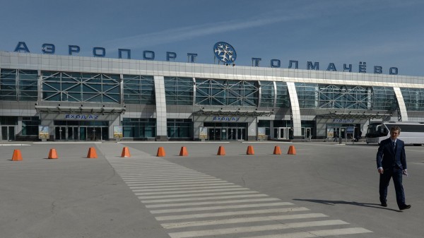Из-за тумана задерживается прибытие более 20 авиарейсов в аэропорт Новосибирска Из-за тумана задерживается прибытие более 20 авиарейсов в аэропорт Новосибирска