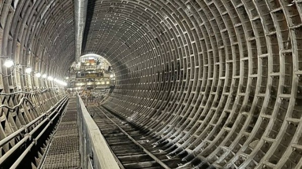 Вода и свет: подключение шахт строящейся &laquo;коричневой&raquo; ветки к сетям обойдется МССС в 483 млн