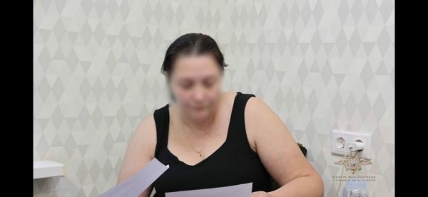 Жительница Ленобласти помогла 62 мигрантам незаконно работать на стройках и получить сертификаты о знании языка Жительница Ленобласти помогла 62 мигрантам незаконно работать на стройках и получить сертификаты о знании языка