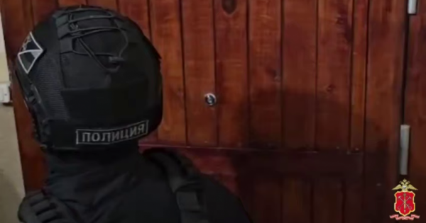 Полицейские ликвидировали подпольный оружейный цех на шоссе Революции Полицейские ликвидировали подпольный оружейный цех на шоссе Революции