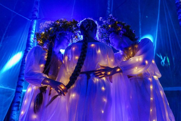 В Никола-Ленивце состоялось «АрХХстояние» В Никола-Ленивце состоялось «АрХХстояние»