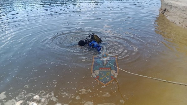 Искали сутки: в Ленобласти водолазы подняли со дна карьера тело мужчины Искали сутки: в Ленобласти водолазы подняли со дна карьера тело мужчины