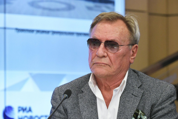 "Она мне больше не нужна": почему Сергей Шакуров отказался от дочери