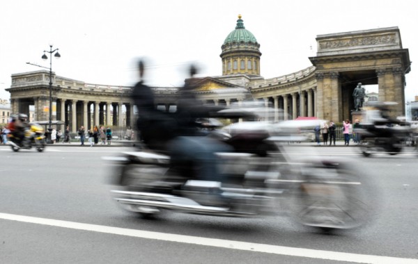 В Петербурге прекращено дело о ДТП с байкером после примирения сторон