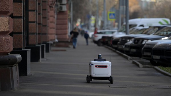 Вице-президент НАС Шапарин: спрос на роботов-доставщиков есть по всей России