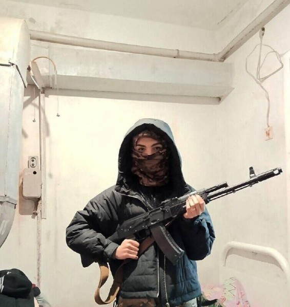 "Три дня провела в коме". С чем столкнулась медик, закрывшая собой бойца "Три дня провела в коме". С чем столкнулась медик, закрывшая собой бойца