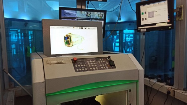 Петербуржцу не дали спуститься на «Проспект Ветеранов» из-за монитора Петербуржцу не дали спуститься на «Проспект Ветеранов» из-за монитора