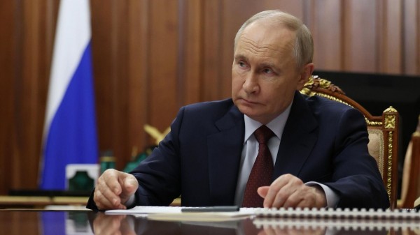 Путин поручил представить идеи по строительным процедурам при создании ВСМ Путин поручил представить идеи по строительным процедурам при создании ВСМ