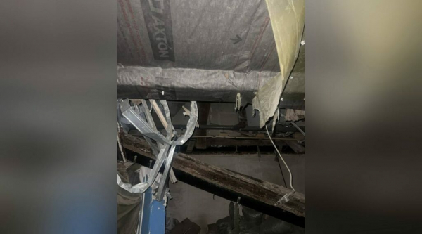 Балки и мешки: появились первые фото обрушенной квартиры в доме на Невском проспекте&nbsp;