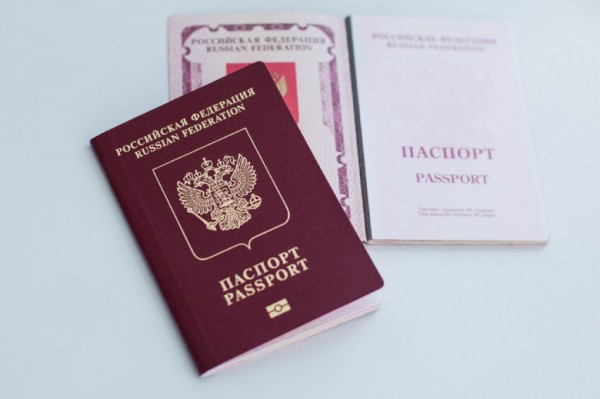 В паспортах россиян могут появиться сведения о внуках и семейном положении В паспортах россиян могут появиться сведения о внуках и семейном положении
