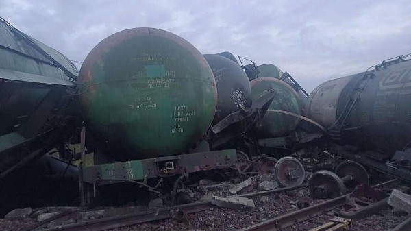 Движение на ж/д участке Петербург – Вырица восстановили после ЧП с локомотивом Движение на ж/д участке Петербург – Вырица восстановили после ЧП с локомотивом