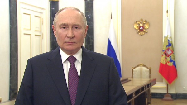 «Надо подумать»: Путин прокомментировал предложение вернуть Сталинград «Надо подумать»: Путин прокомментировал предложение вернуть Сталинград