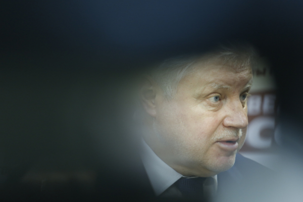 Сергей Миронов сравнил депортацию латвийских русских и мигрантов из России Сергей Миронов сравнил депортацию латвийских русских и мигрантов из России