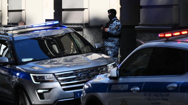 Боец ММА Байрамов в Петербурге избил мужчину из-за замечания за публичный намаз Боец ММА Байрамов в Петербурге избил мужчину из-за замечания за публичный намаз