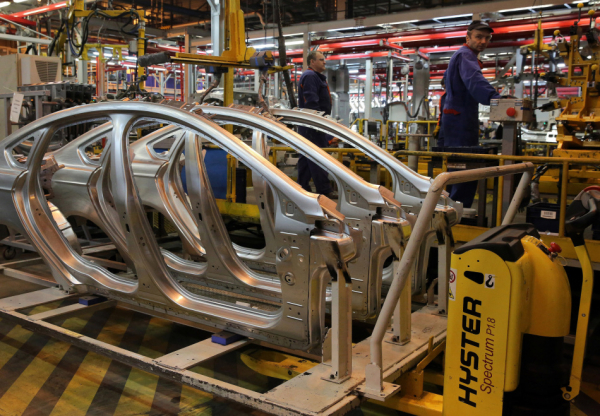 Владельцы Geely обеспокоены дымом и сбоями в работе моторов