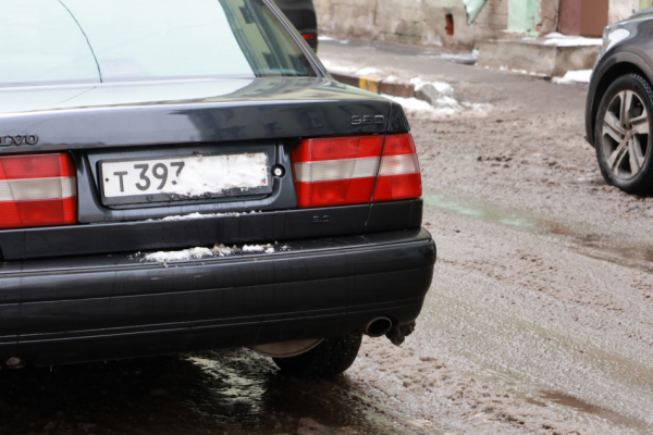 В СПЧ призвали МВД разобраться с номерами авто без флага России В СПЧ призвали МВД разобраться с номерами авто без флага России