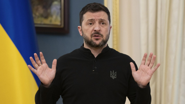 Зеленский назвал врагами Украины советскую Москву и имперский Петербург Зеленский назвал врагами Украины советскую Москву и имперский Петербург