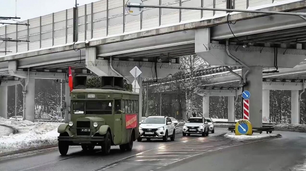 Автопробег в честь 83-летия прорыва блокады Ленинграда прошел в Петербурге Автопробег в честь 83-летия прорыва блокады Ленинграда прошел в Петербурге