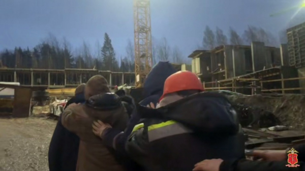 Масштабная проверка на Калининской овощебазе: полиция задержала девятерых мигрантов Масштабная проверка на Калининской овощебазе: полиция задержала девятерых мигрантов