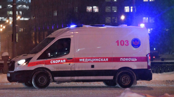 РИА Новости: в Петербурге дворник спас ребенка, выпавшего из окна седьмого этажа