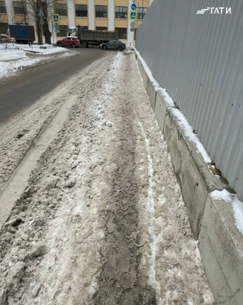 Петербургские стройкомпании попали на миллионные штрафы из-за плохой уборки снега Петербургские стройкомпании попали на миллионные штрафы из-за плохой уборки снега