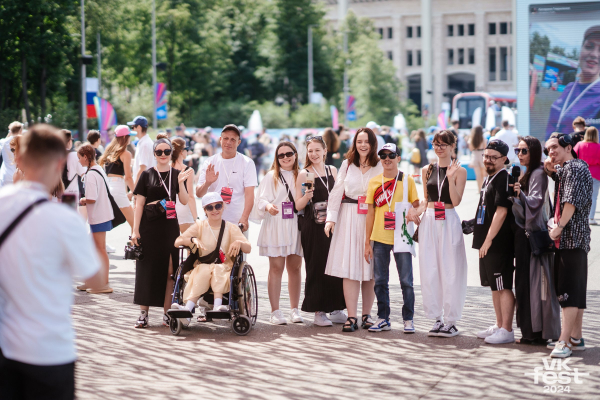 На VK Fest в Петербурге появятся перевод на жестовый язык и зоны сенсорной разгрузки