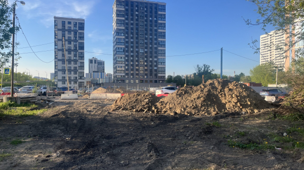 &laquo;Крюк каждый день&raquo;. Петербуржцы учатся летать из-за стройки станции метро &laquo;Заставская&raquo;
