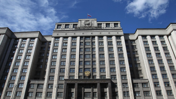 Госдума приняла закон о штрафах для гостиниц за нарушение сроков учета мигрантов